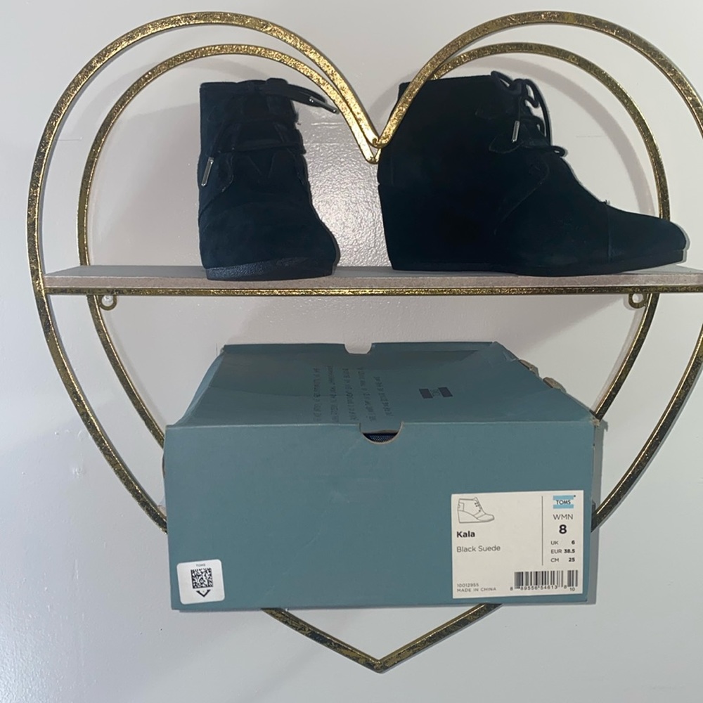 Toms Kala Black Suede Wedge Booties size 8